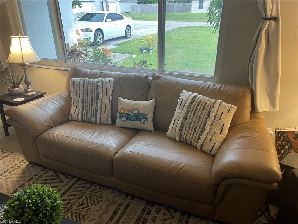 SAN CARLOS PARK - Residential