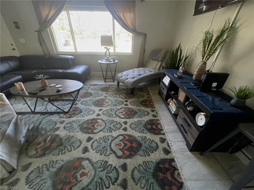 SAN CARLOS PARK - Residential