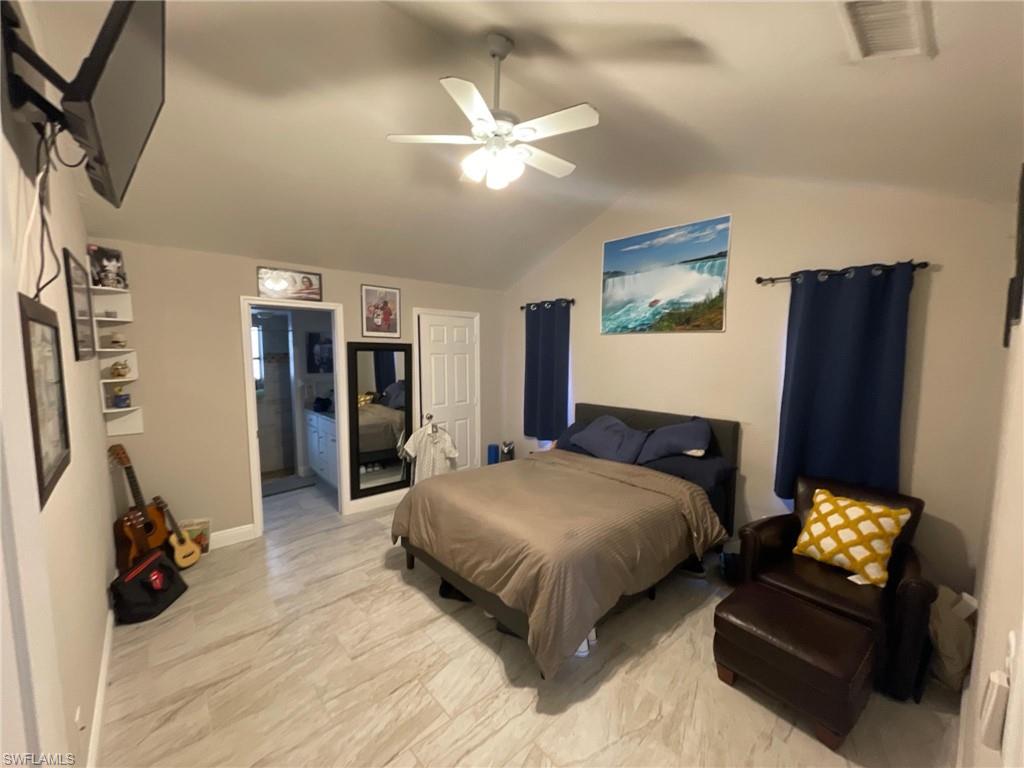 SAN CARLOS PARK - Residential