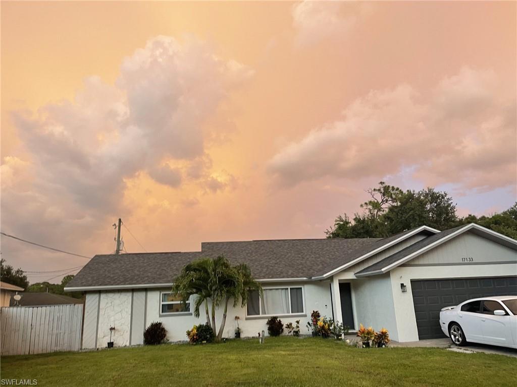 SAN CARLOS PARK - Residential