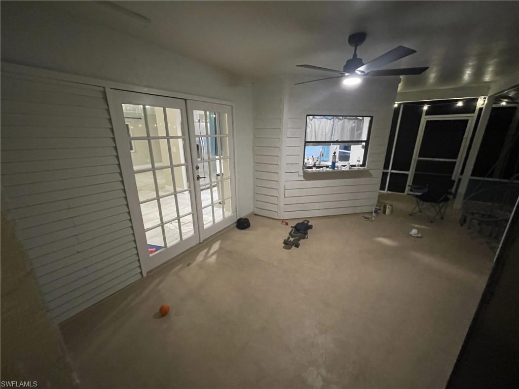 SAN CARLOS PARK - Residential