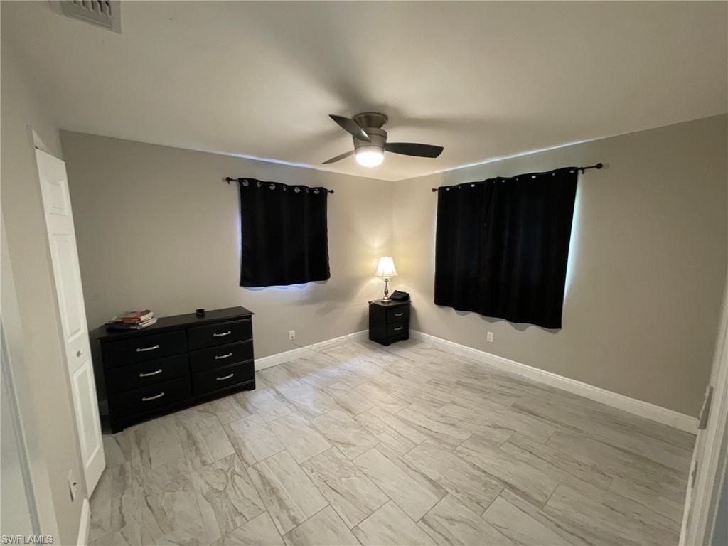 SAN CARLOS PARK - Residential