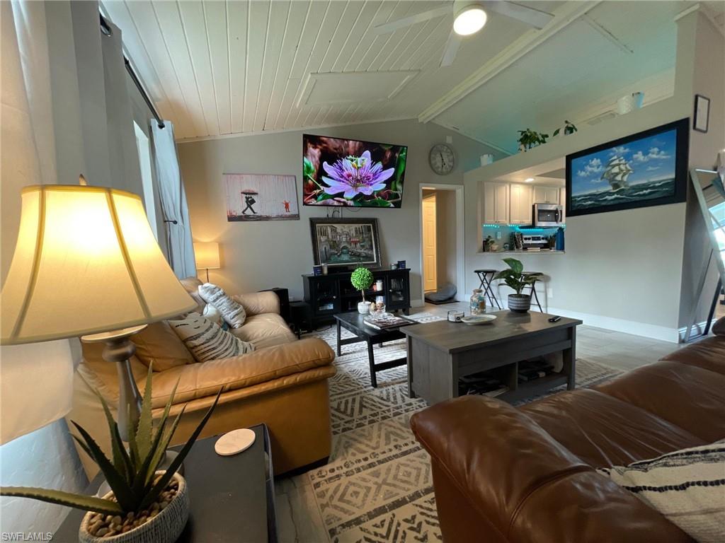 SAN CARLOS PARK - Residential