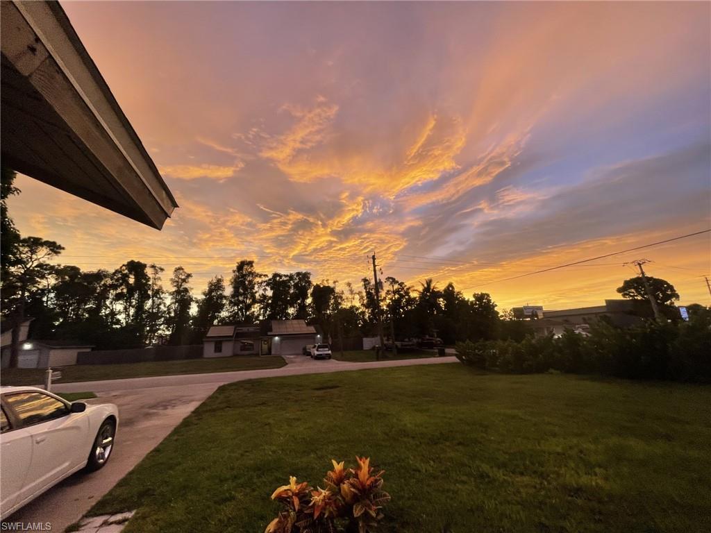 SAN CARLOS PARK - Residential