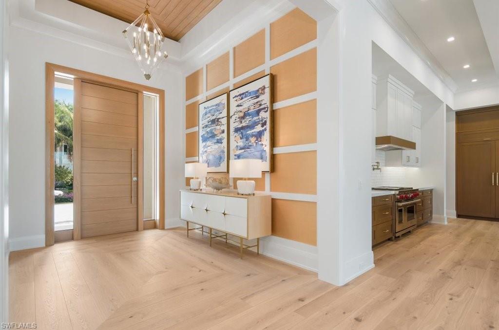 BAY COLONY SHORES - Residential