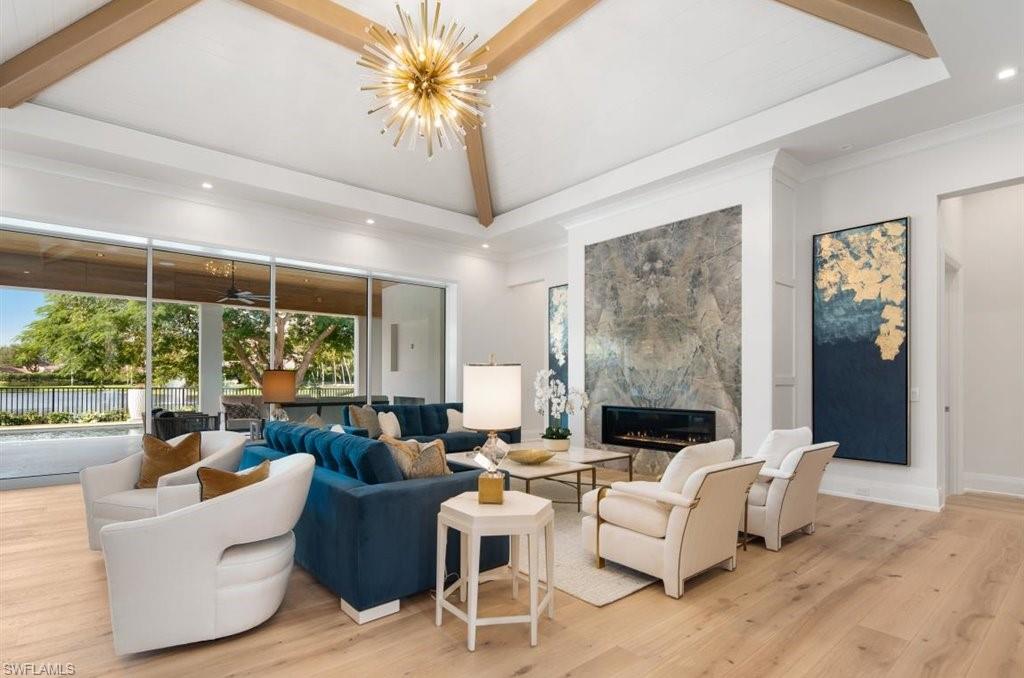 BAY COLONY SHORES - Residential