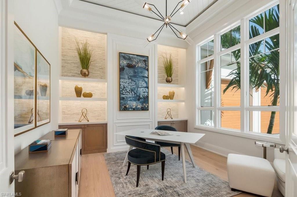 BAY COLONY SHORES - Residential