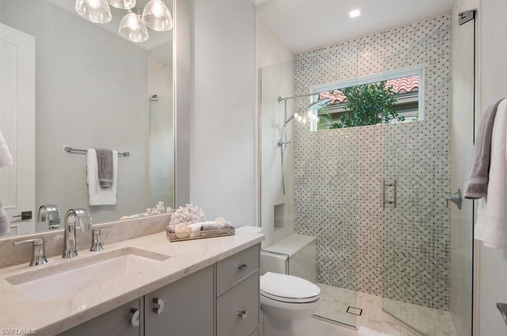 BAY COLONY SHORES - Residential