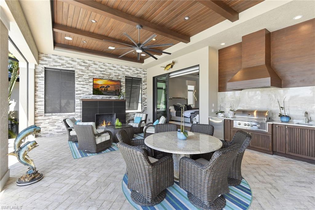 MARCO ISLAND - Residential