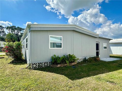 A home in NORTH FORT MYERS