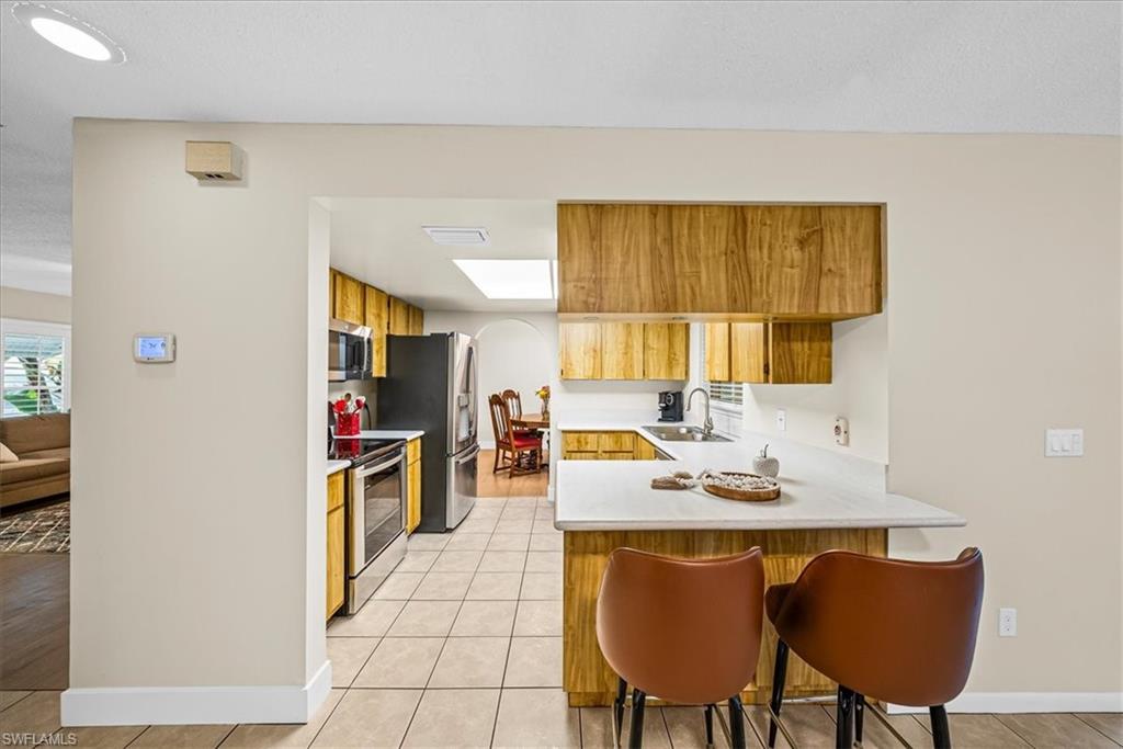 SAN CARLOS PARK - Residential