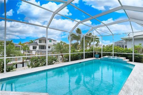 A home in MARCO ISLAND