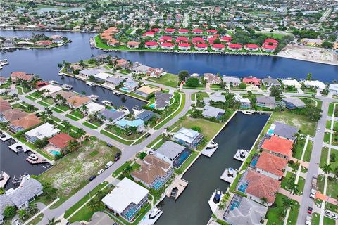 A home in MARCO ISLAND