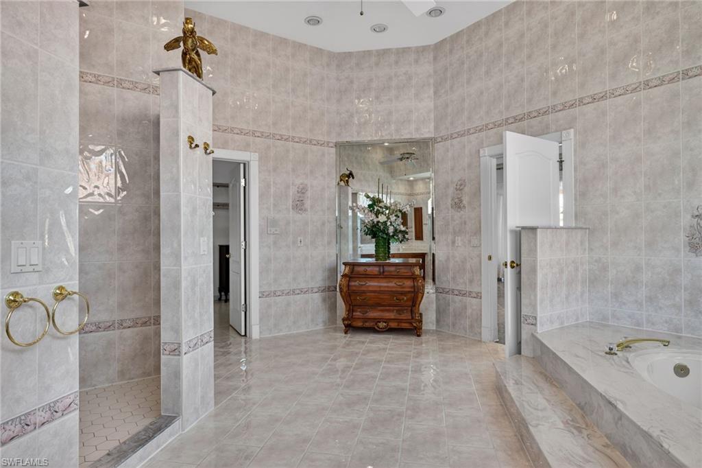 NORTH FORT MYERS - Residential