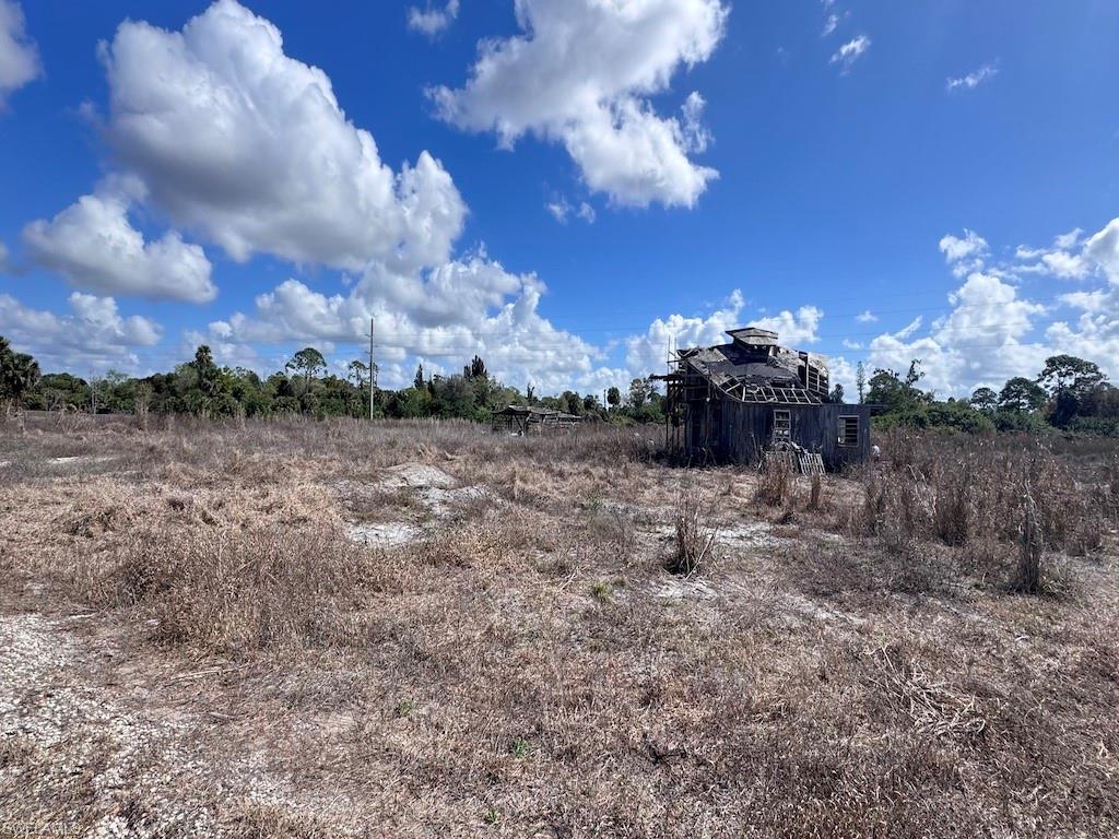 NORTH FORT MYERS - Land