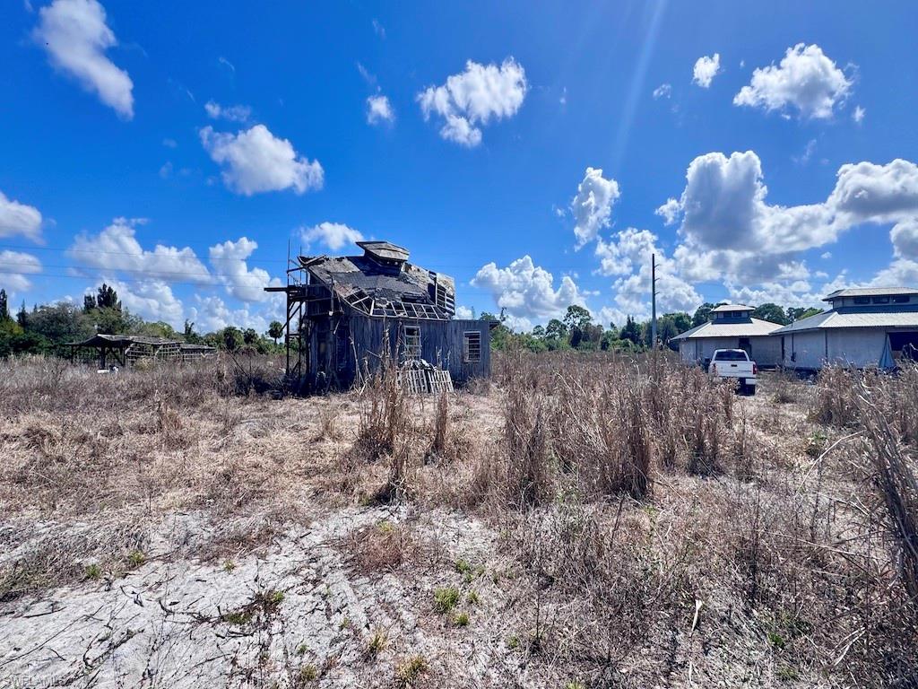 NORTH FORT MYERS - Land