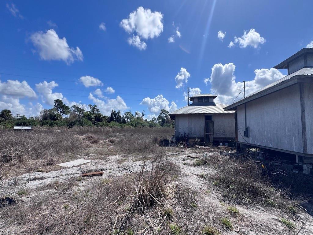 NORTH FORT MYERS - Land