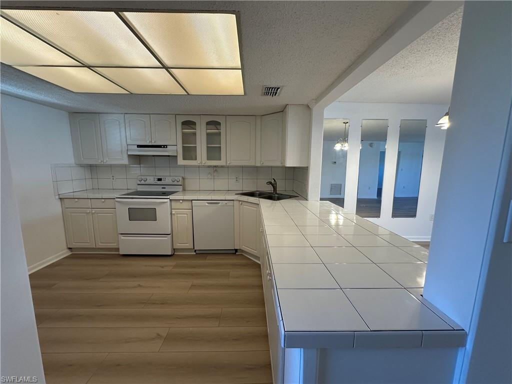 SPANISH HARBOR - Residential Lease