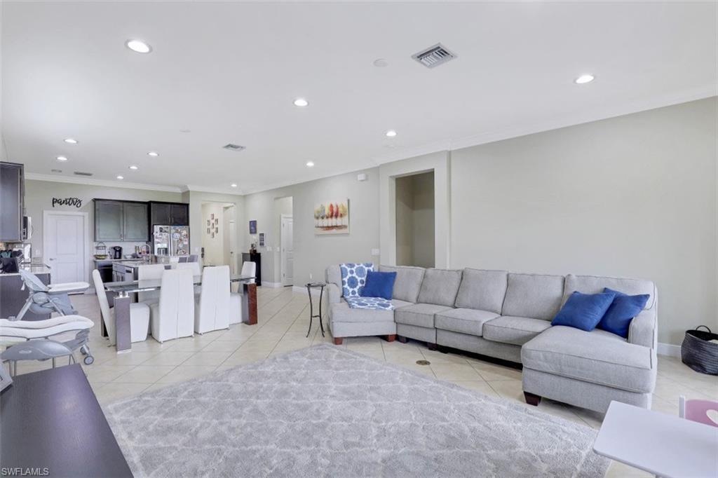 HAMPTON PARK - Residential