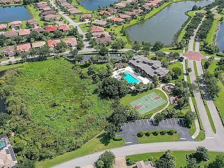 HAMPTON PARK - Residential