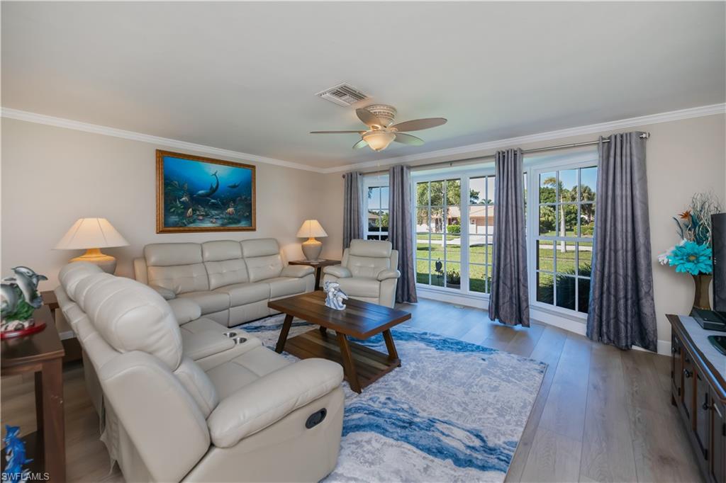 LOCHMOOR - Residential