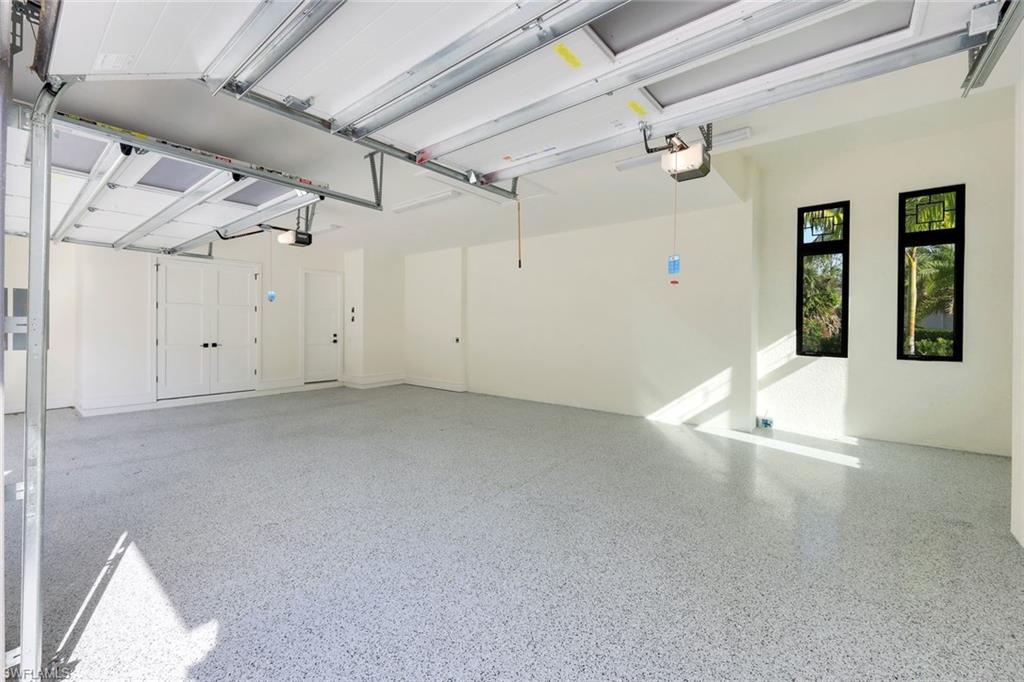 QUAIL WEST - Residential