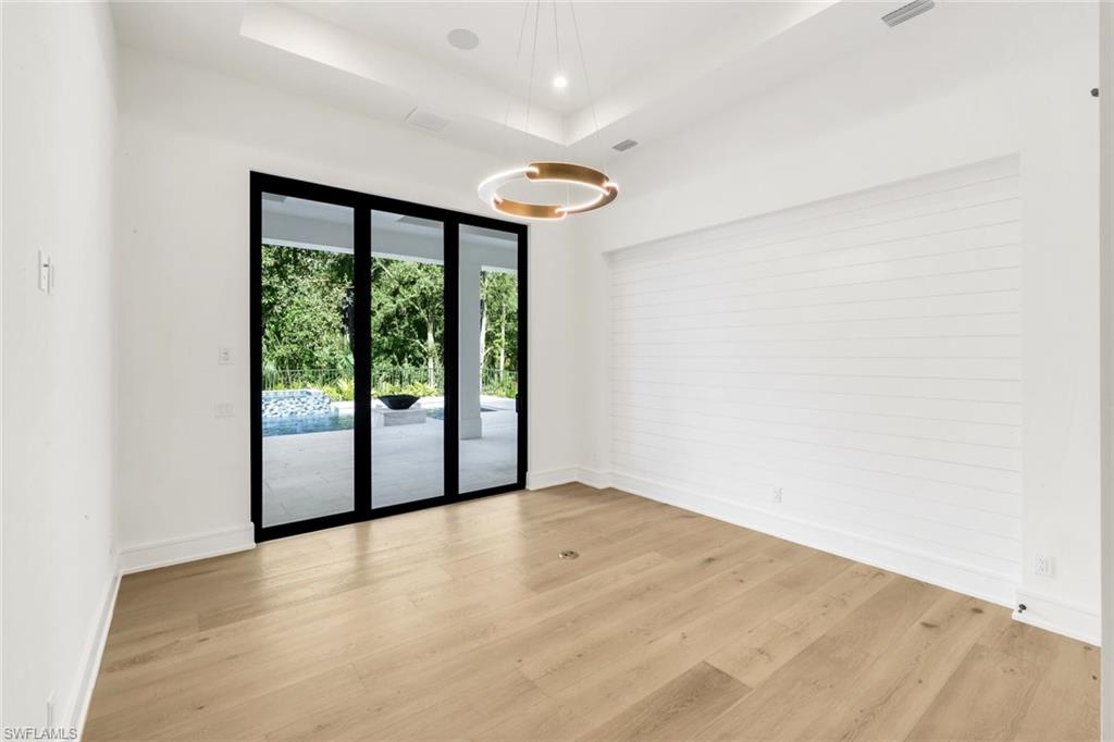 QUAIL WEST - Residential