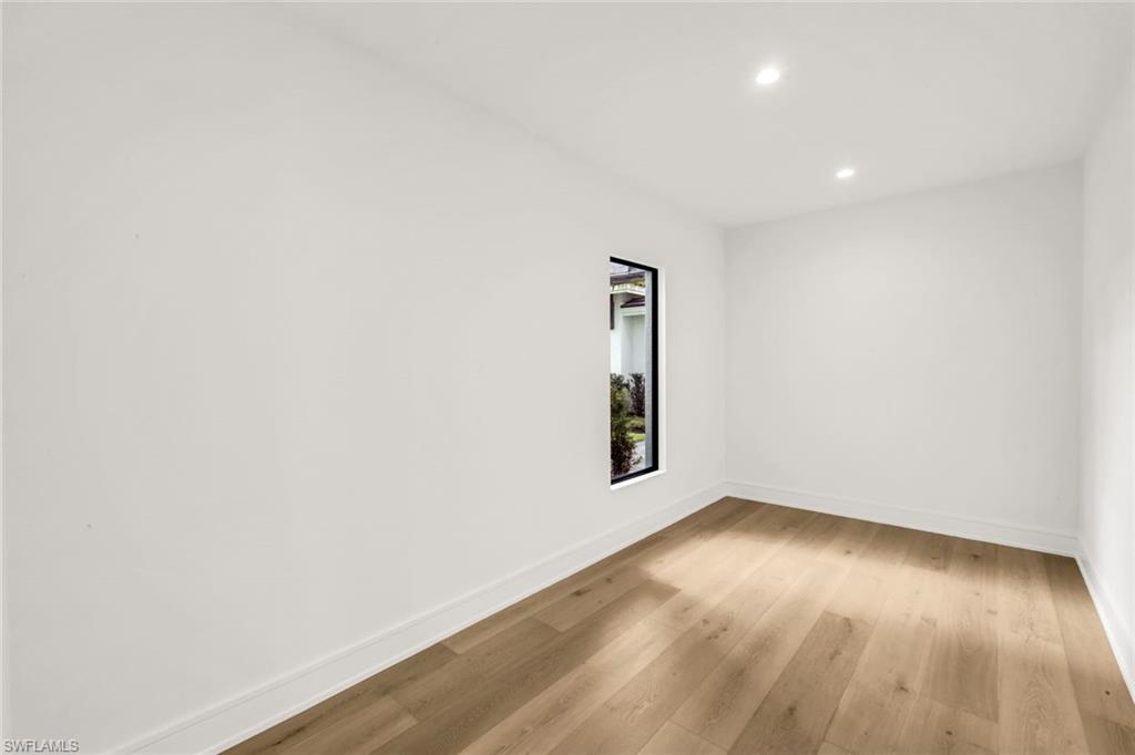 QUAIL WEST - Residential