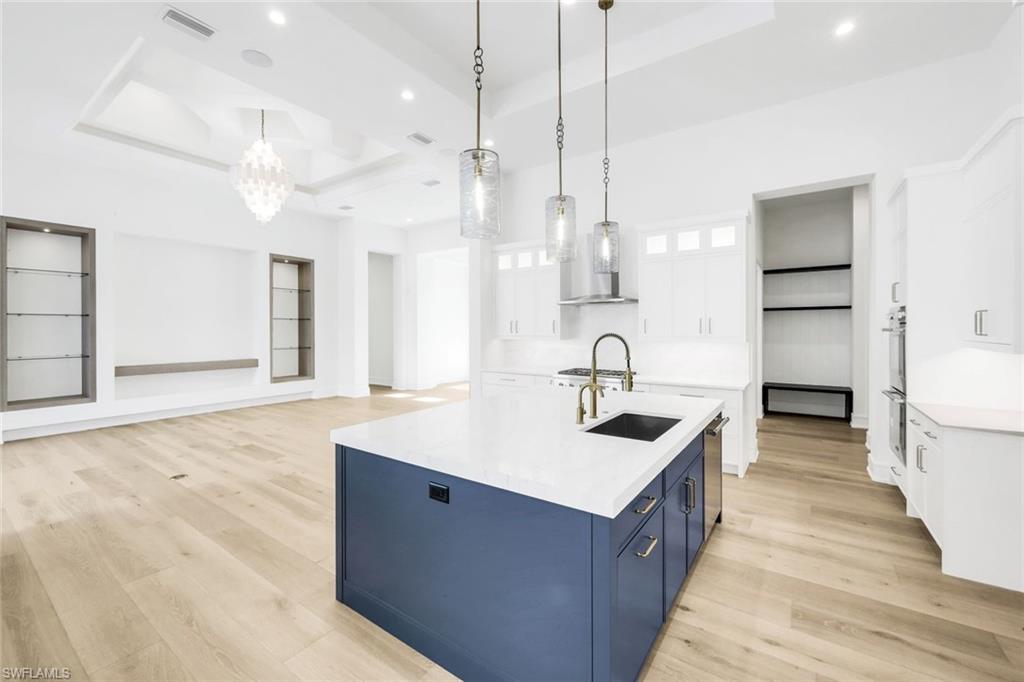 QUAIL WEST - Residential