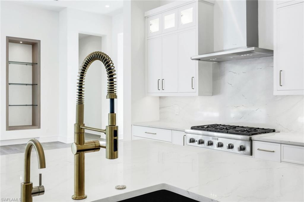 QUAIL WEST - Residential