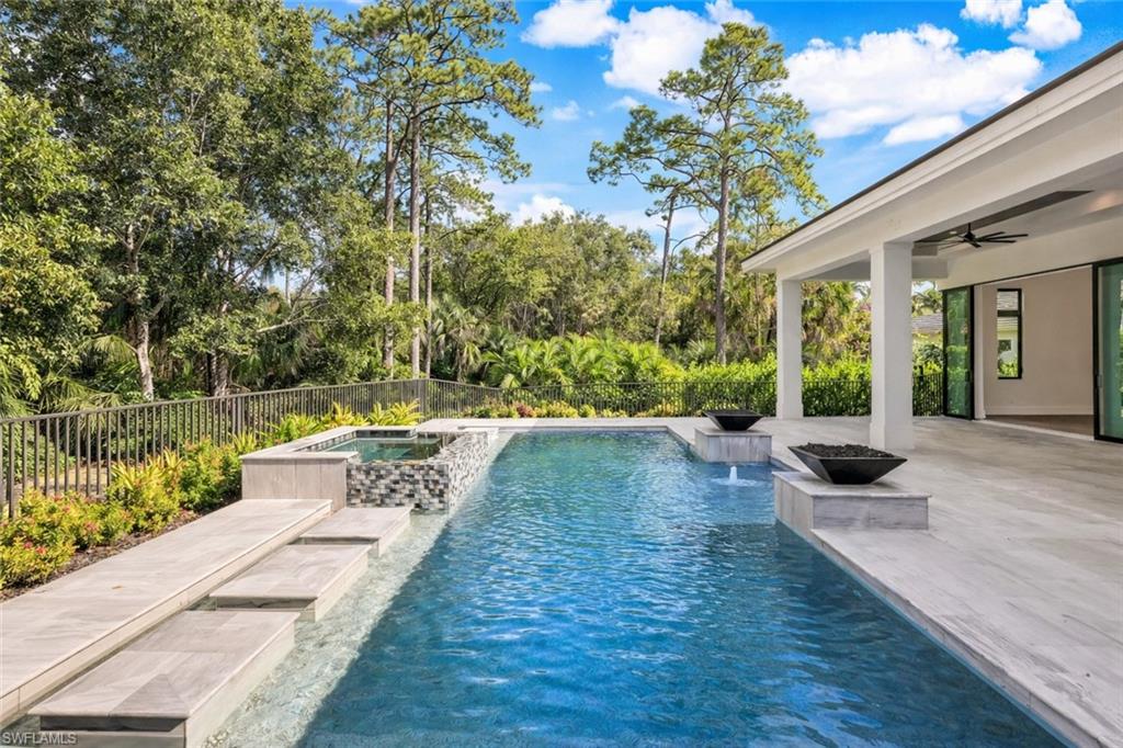 QUAIL WEST - Residential