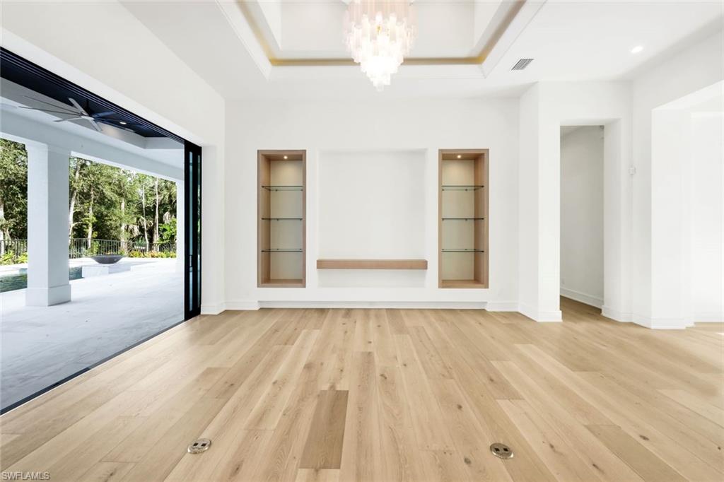 QUAIL WEST - Residential