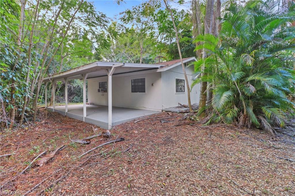 GOLDEN GATE ESTATES - Residential