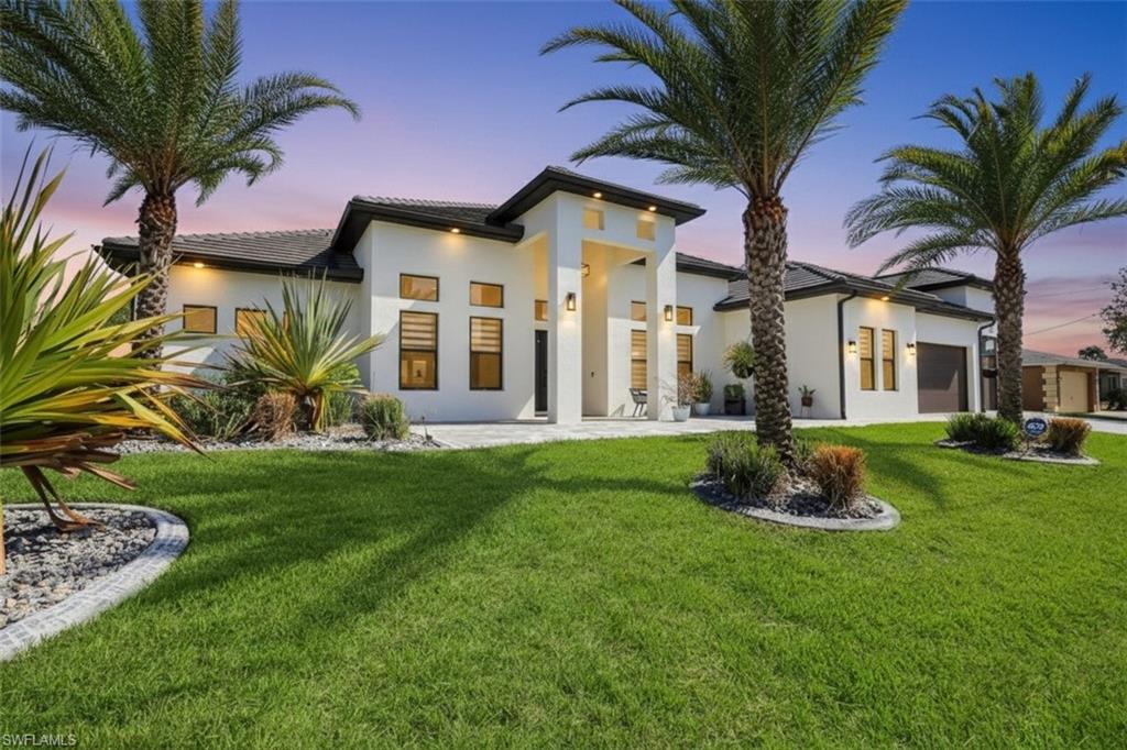 CAPE CORAL - Residential