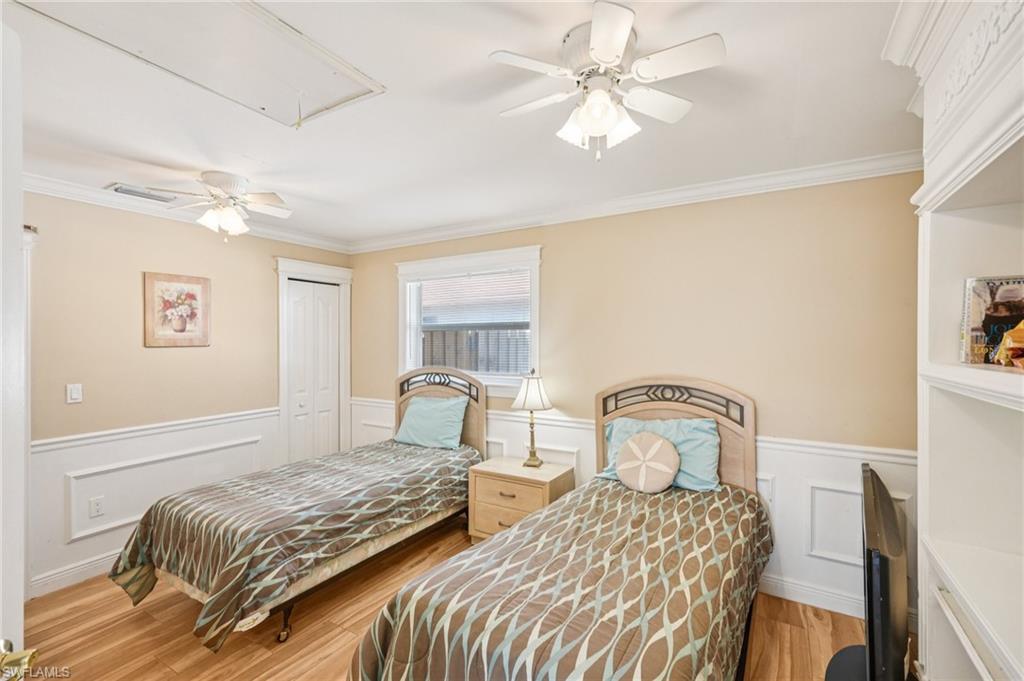 NAPLES PARK - Residential