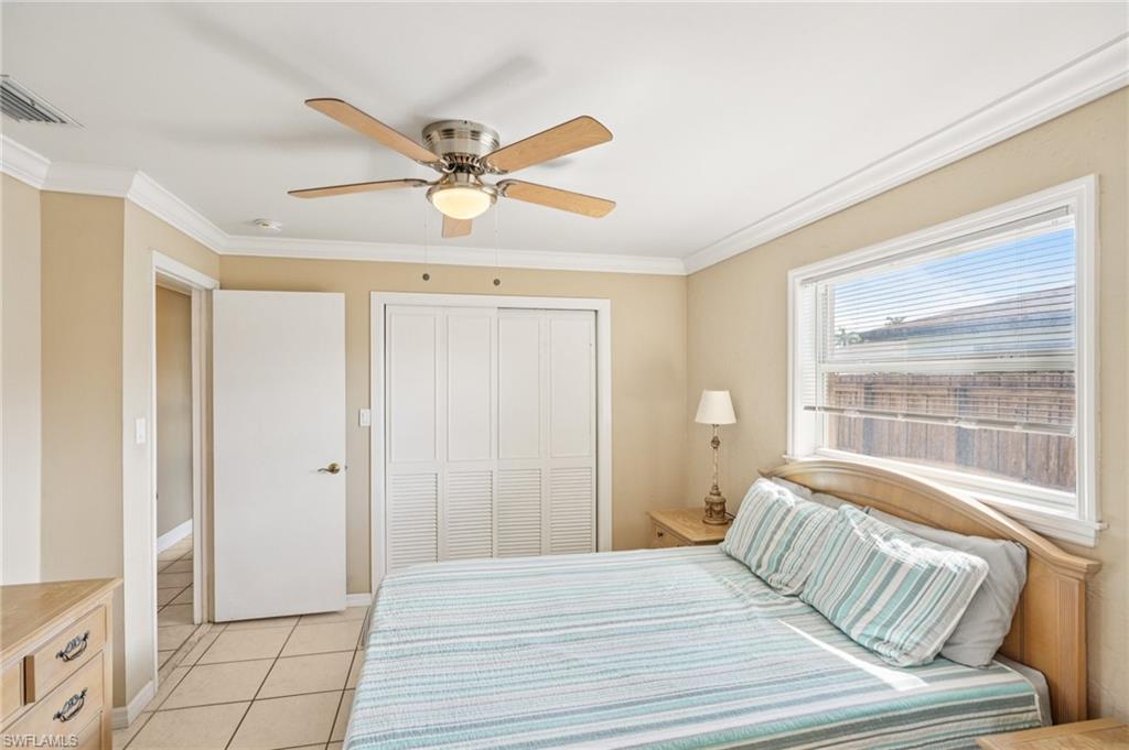 NAPLES PARK - Residential