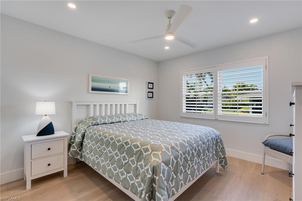 HARBORSIDE GARDENS - Residential