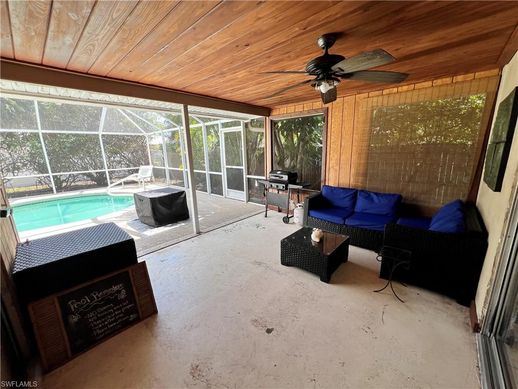 NAPLES PARK - Residential