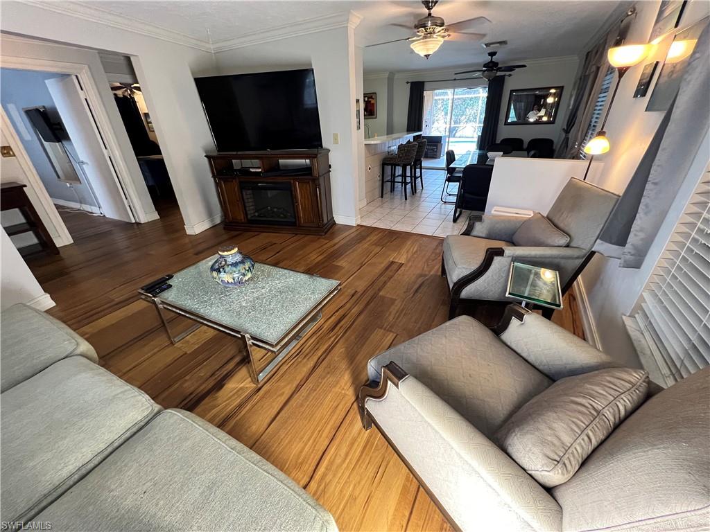 NAPLES PARK - Residential