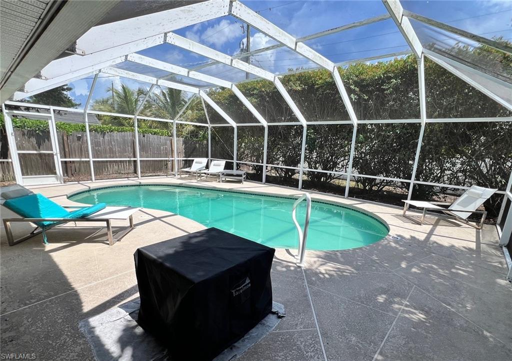 NAPLES PARK - Residential