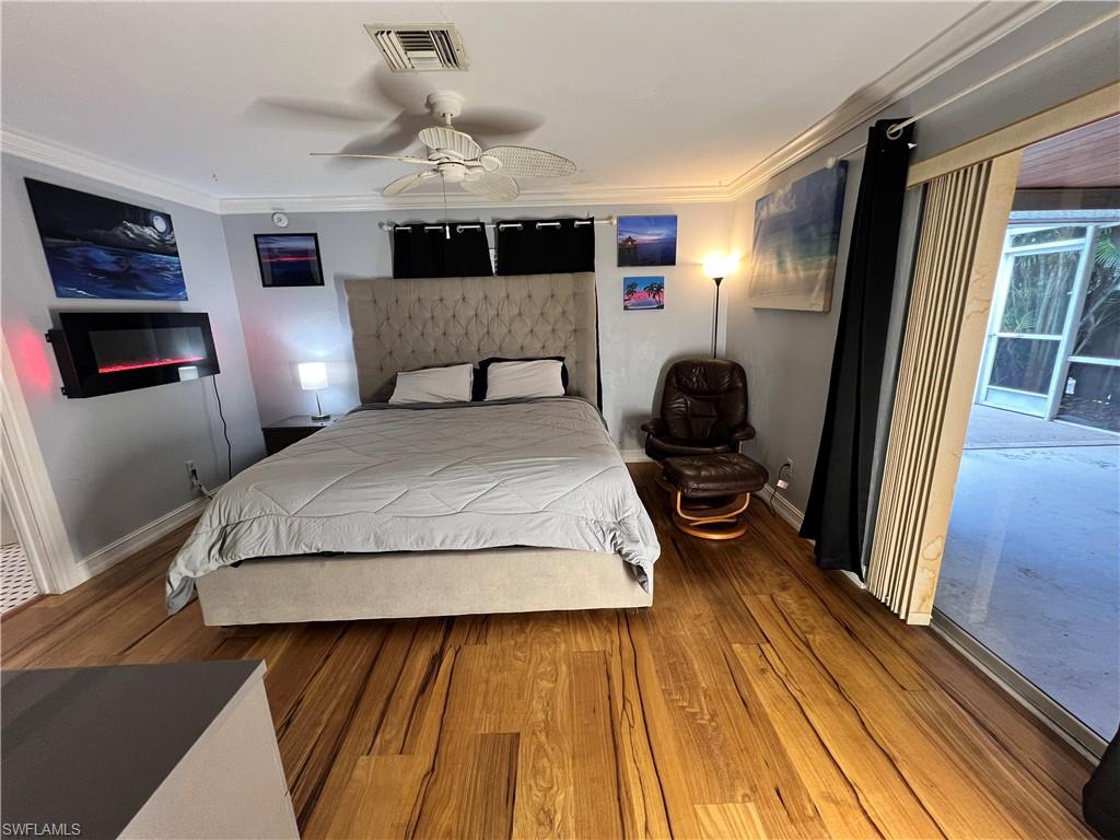 NAPLES PARK - Residential