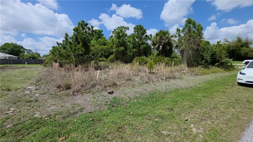 Build your dream home on this 10,000 sq ft homesite ideally located in the growing community of Port Charlotte. Enjoy easy access to US-41, making commutes to Sarasota or Fort Myers simple and convenient. This prime location puts you right in the heart of it all—just minutes from two MLB Spring Training stadiums, a wide variety of shopping and dining options, scenic public parks, and some of Southwest Florida’s most beautiful Gulf Coast beaches, all within a short 30-minute drive. For builders and investors, this property presents a great opportunity in an area experiencing steady growth with strong demand for new construction—ideal for a spec home or long-term hold. Whether you're looking to build now or invest for the future, this property offers the perfect blend of location, lifestyle, and upside potential. Gopher Tortoises were seen on property buyer to do their own due diligence