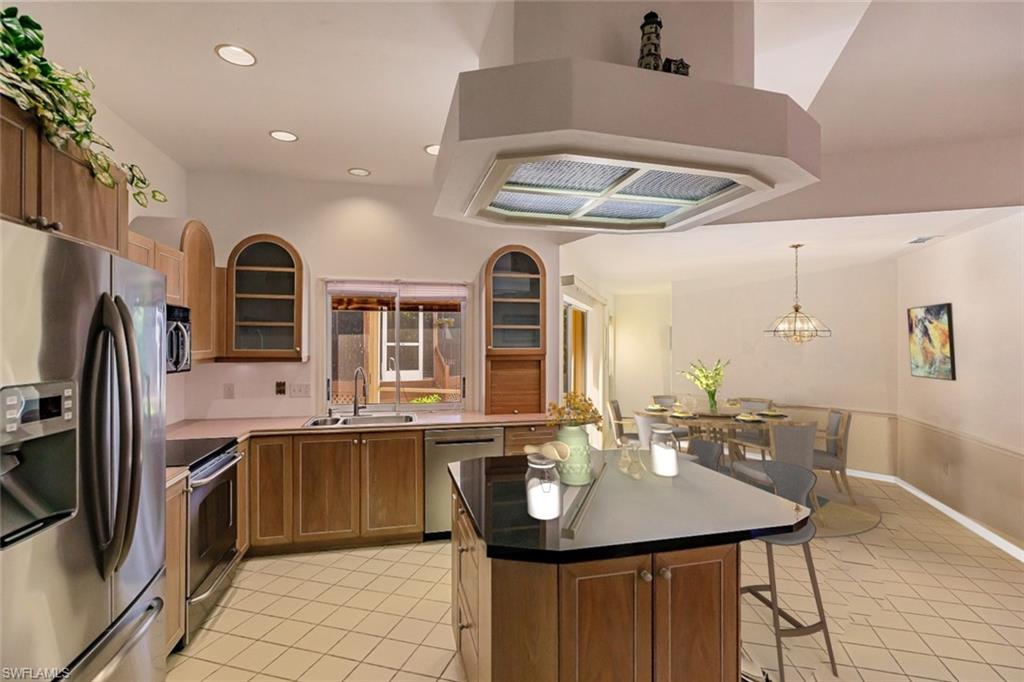 KINGS LAKE - Residential