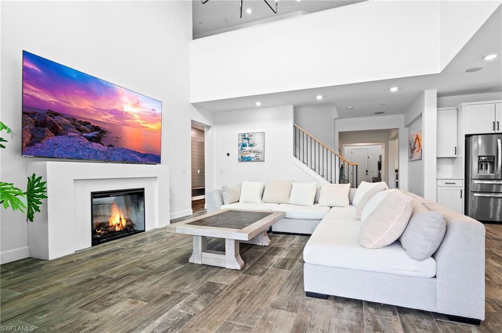 THE PLACE AT CORKSCREW - Residential