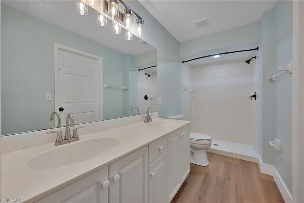 MANOR - Residential Lease