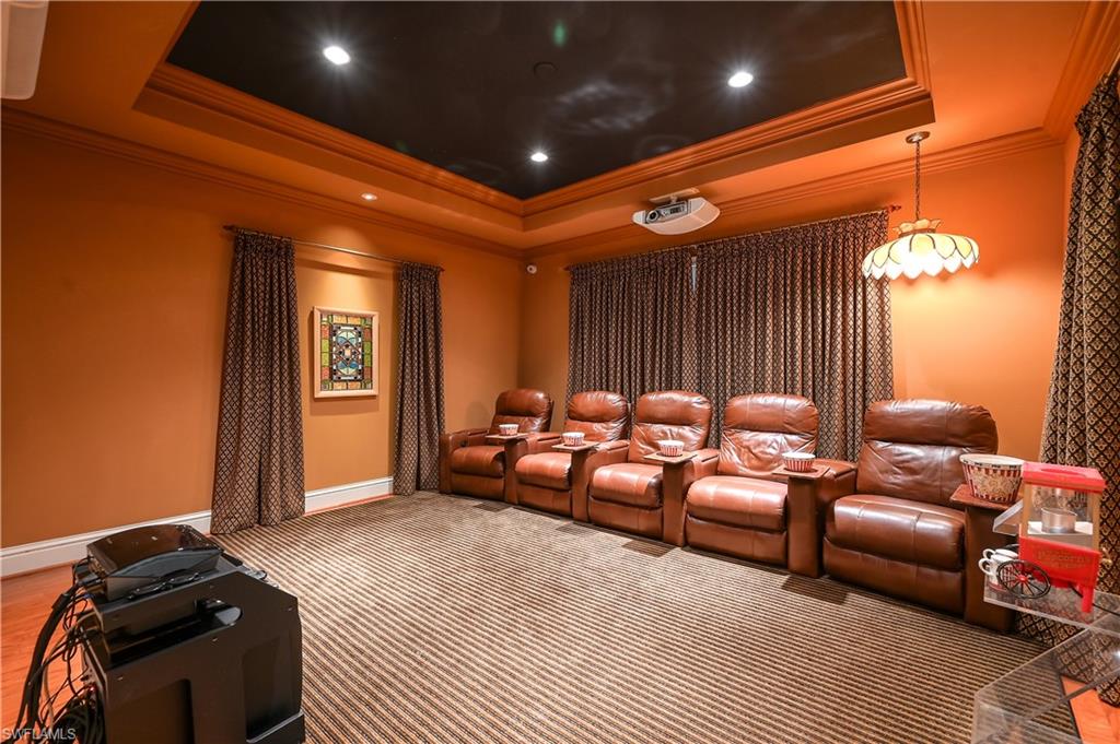 PINE RIDGE - Residential