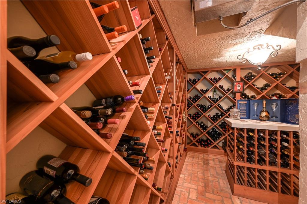 PINE RIDGE - Residential