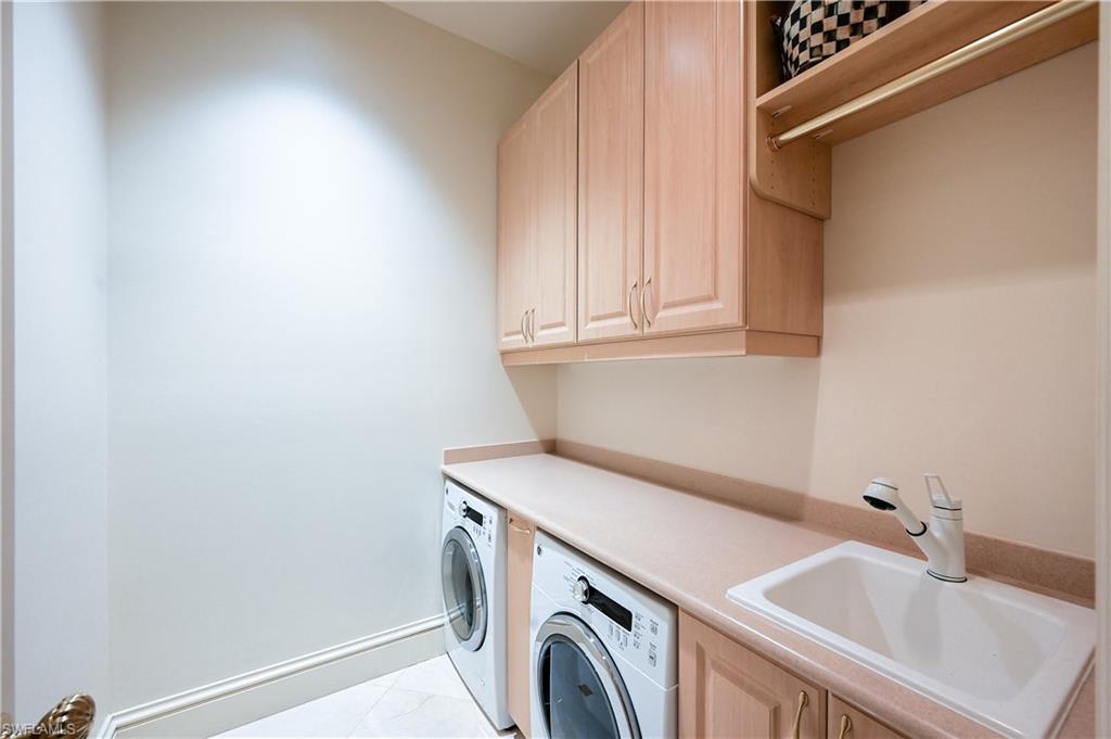 PINE RIDGE - Residential