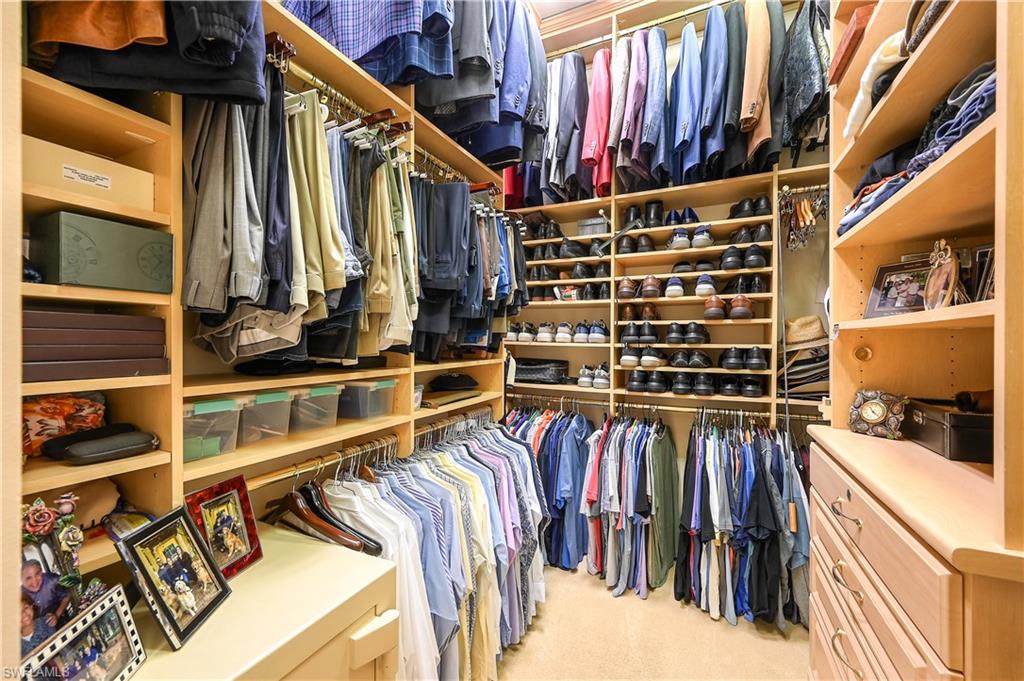 PINE RIDGE - Residential