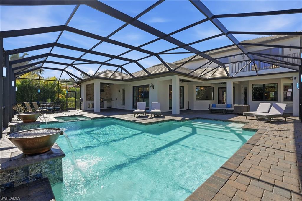 LAMORADA - Residential